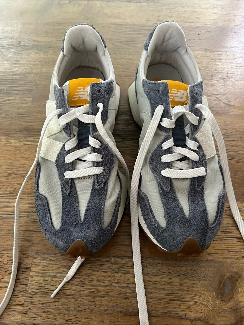 New Balance 327 Dark Arctic Grey Olivine Women’s 8.5 / Men’s 7